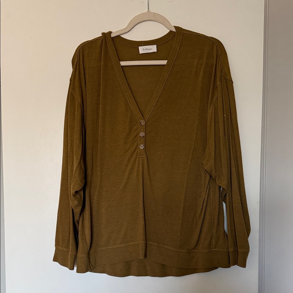 Bohme Olive V-Neck Buttoned Blouse